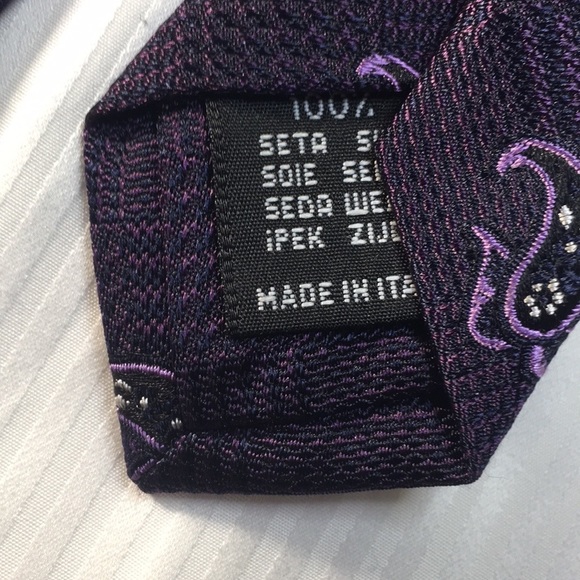 Zanetti- Dark purple weave pattern with small paisley 100% silk Italian made tie - Picture 7 of 11